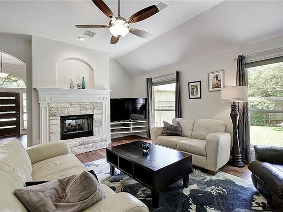 4th image of 6616 Orchard Hill Dr