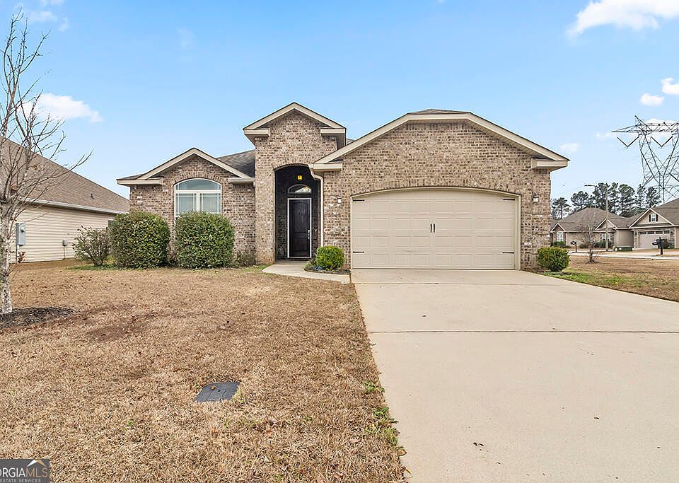 1st image of 131 Savannah Ln