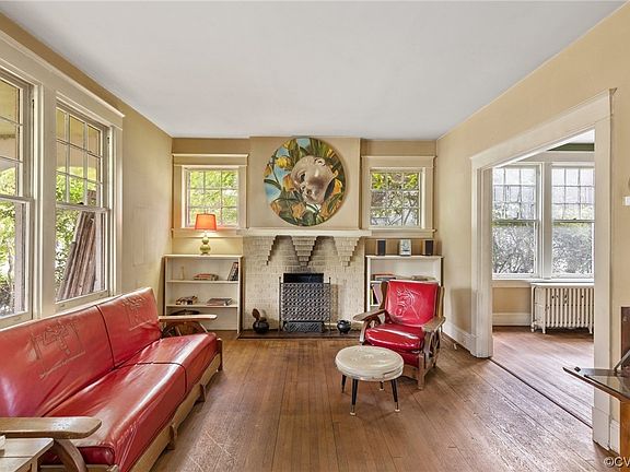 4th image of 1509 W Laburnum Ave