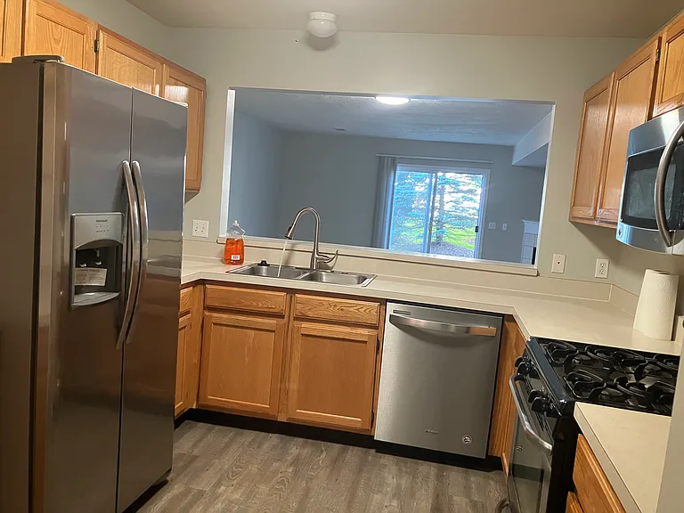 1789 Park Trl NE — Photo 13