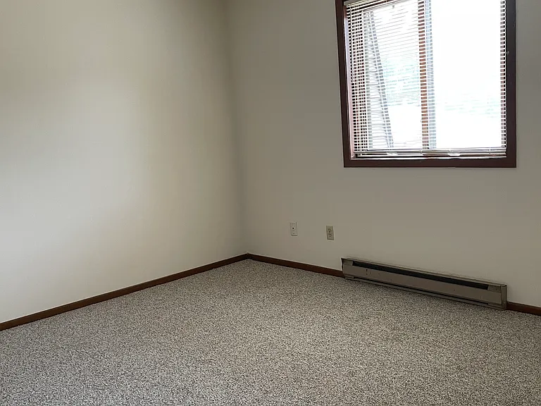 914 State St #3 — Photo 7