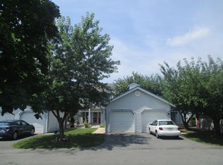 656 E Lake Front Cir, Galloway, NJ 08205