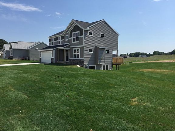 2nd image of 6119 Viewpoint Dr NE #139