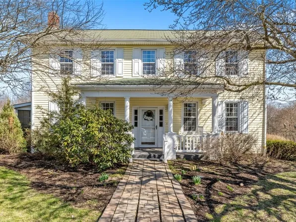3730 Hollow Rd, New Castle, PA 16101