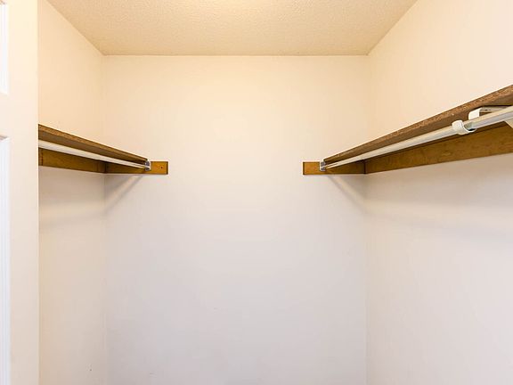 3rd image of 334 Ashworth Ct #1