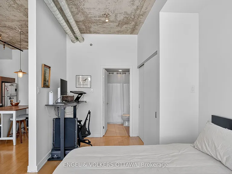 340 McLeod St #935 — Photo 25