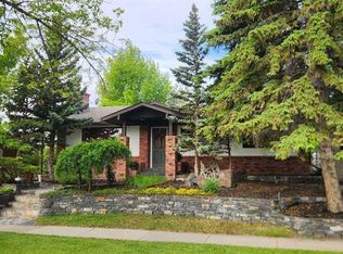9415 E Fairmount Dr SE, Calgary, AB T2J 0R1