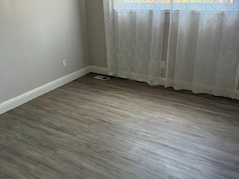 1200 Wildwood Ave #1 — Photo 8