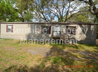 7515 Symmes Rd, Gibsonton, FL 33534