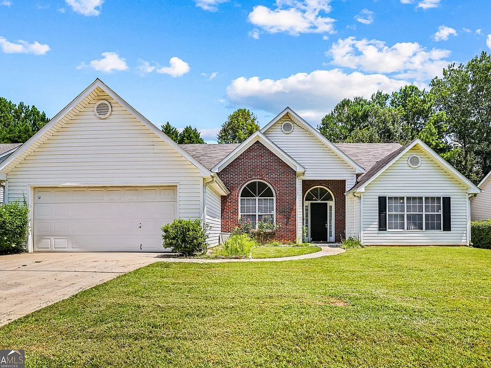 3245 Chandon Ln