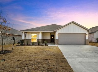 415 Rose Ave, Cleburne, TX 76033