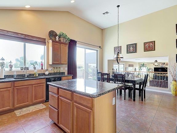 5th image of 14984 W Windward Ave