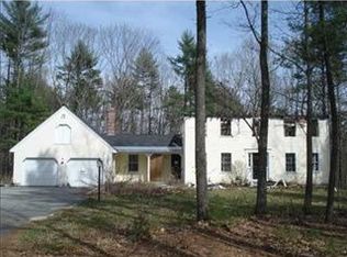 11 Jane St, Gorham, ME 04038