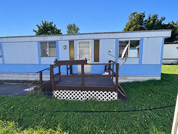2nd image of 529 S Caravan St