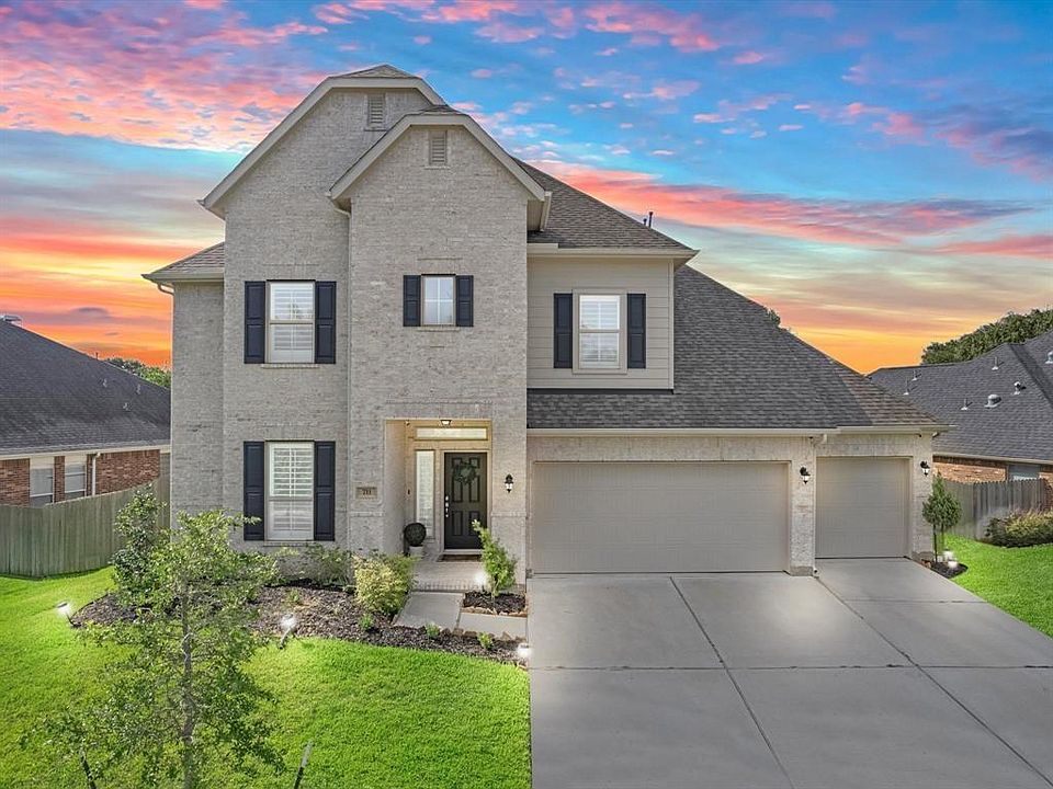 1st image of 711 Summer Trace Ln