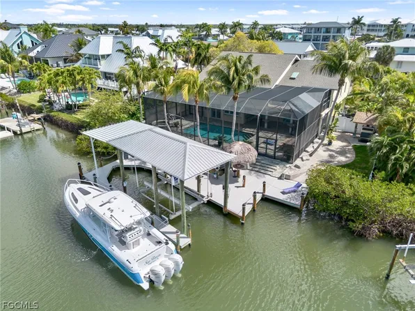 18484 Deep Passage Ln, Fort Myers Beach, FL 33931