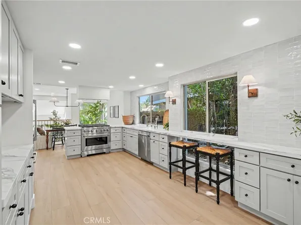 6 Canyon Rdg, Irvine, CA 92603