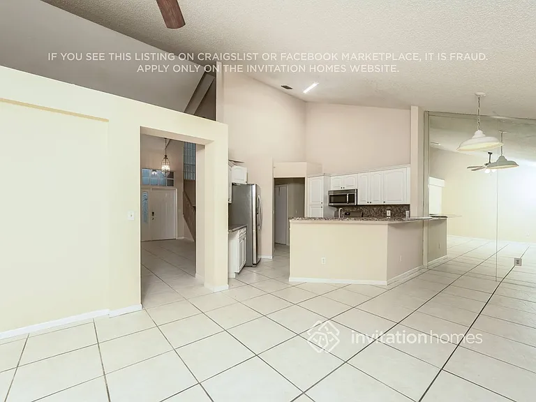 9648 Tavernier Dr — Photo 7