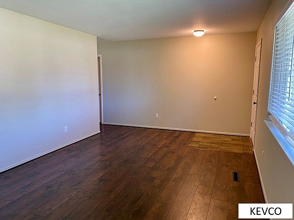 3rd image of 1616 Palm Dr