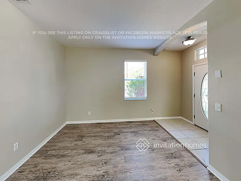 10311 Avelar Ridge Dr — Photo 4