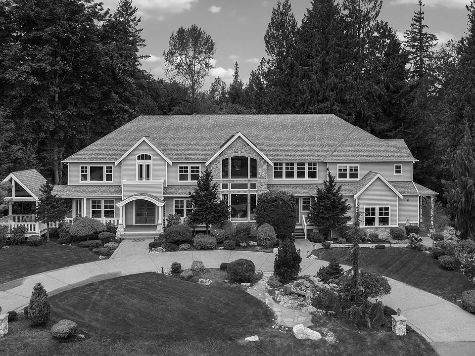 1st image of 8513 255th Ave NE