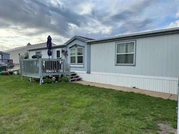 2701 Grand Ave Trailer 15, Kearney, NE 68847