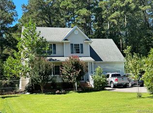 306 Jasper Ln, Waverly, VA 23890