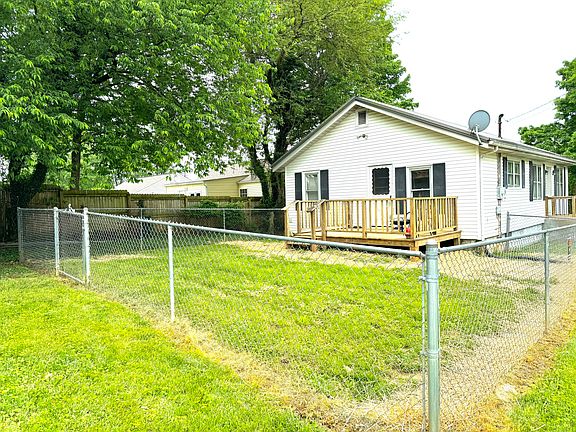 2nd image of 300 Hamilton Ave