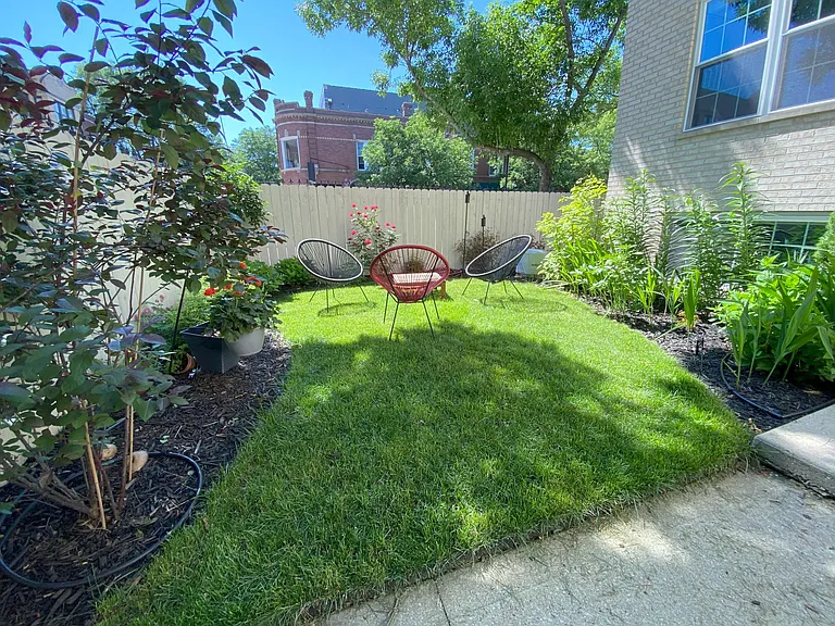 2954 W Lyndale St — Photo 21