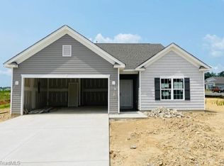 108 Wickham Ct, Clemmons, NC 27012