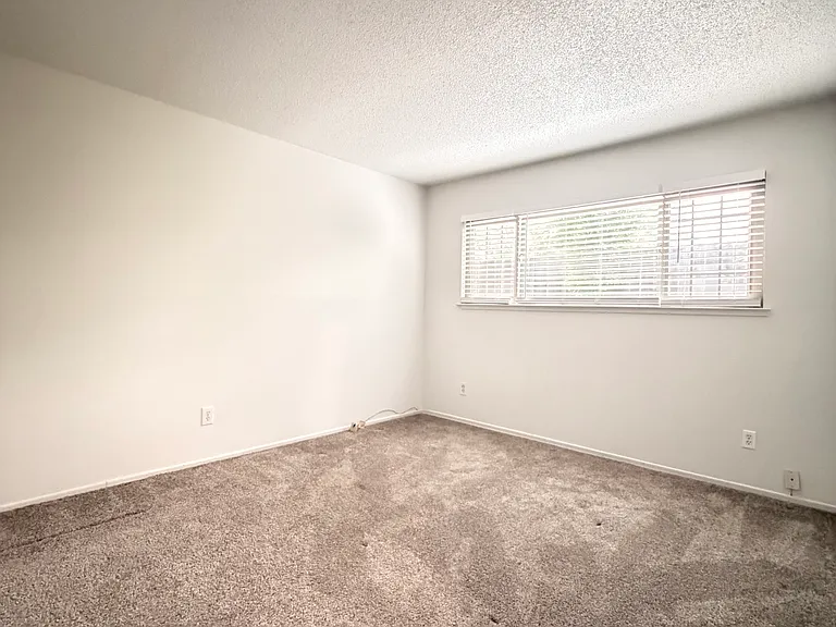 825 Sibley St #1 — Photo 11