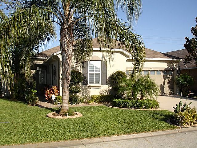 1st image of 526 Cassia Dr