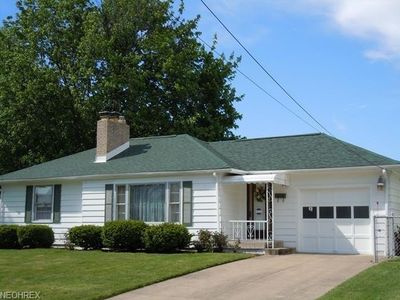 2205 24th St NE, Canton, OH, 44705