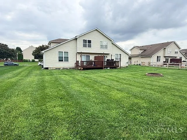 3 bed, 2.5 bath, $2,500 — Photo 3