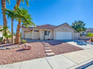 990 Hunters Run Dr, Henderson, NV 89002