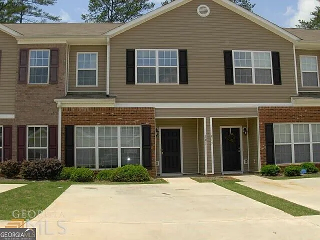 221 Shenandoah Dr