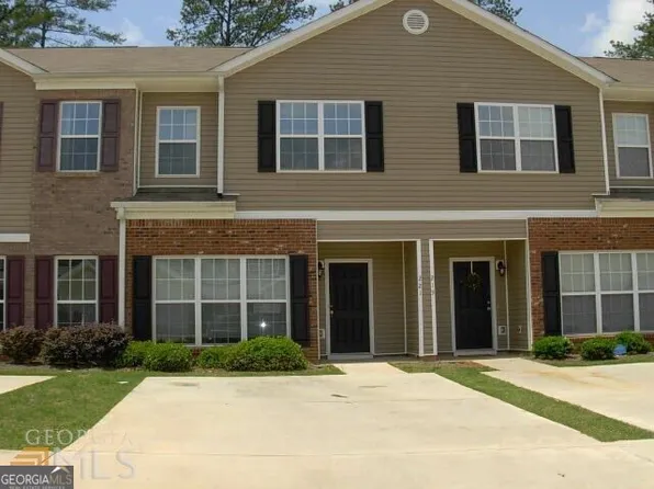 221 Shenandoah Dr, Riverdale, GA 30274
