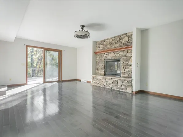 1343 Hobby Horse Road, Oregon, WI 53575