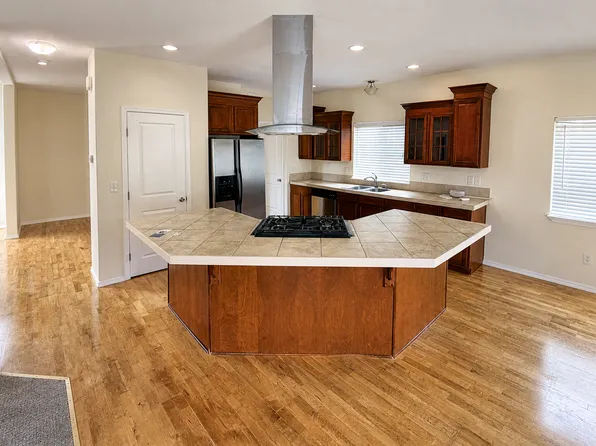 421 161st St S, Spanaway, WA 98387