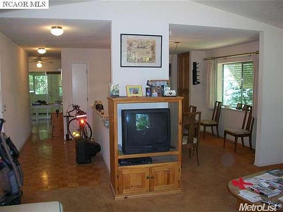 3rd image of 14816 Sun Forest Dr