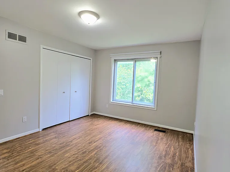 42221 Toddmark Ln — Photo 25
