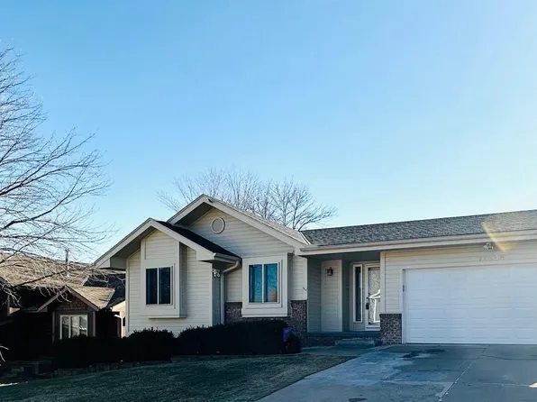 12405 Wirt St, Omaha, NE 68164