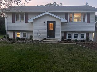 6725 SE Smith Rd, Cameron, MO 64429