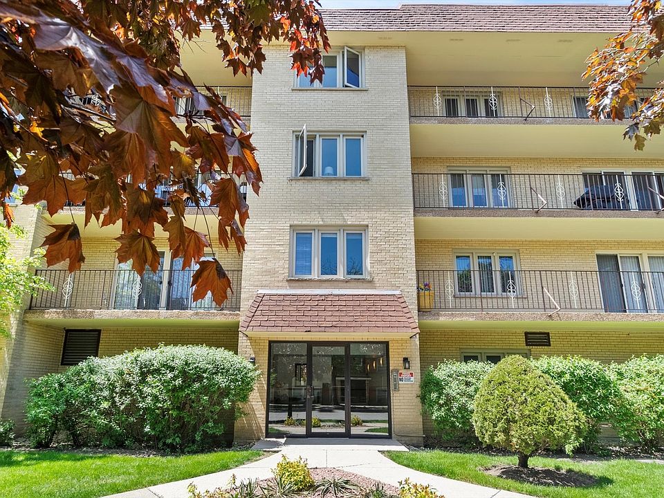 1st image of 6300 W Montrose Ave APT 201