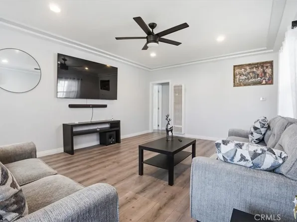 4020 E 61st St, Huntington Park, CA 90255