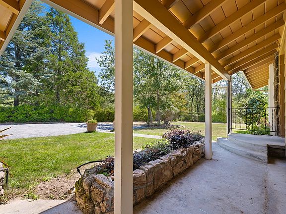 5th image of 8191 Appian Way