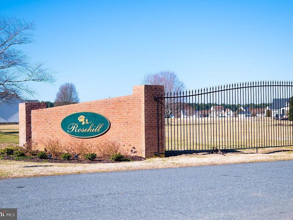 1st image of 30083 Arbor Acre Dr