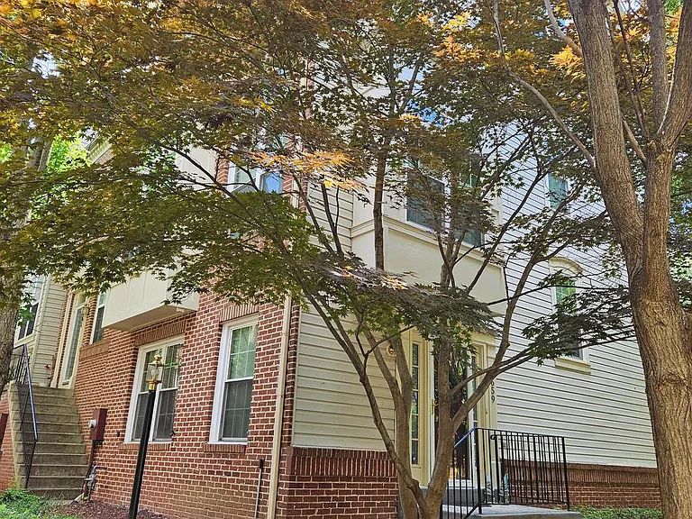 9659 Athens Pl — Photo 22