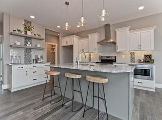 1046 Adare Pass, Marion, IA 52302