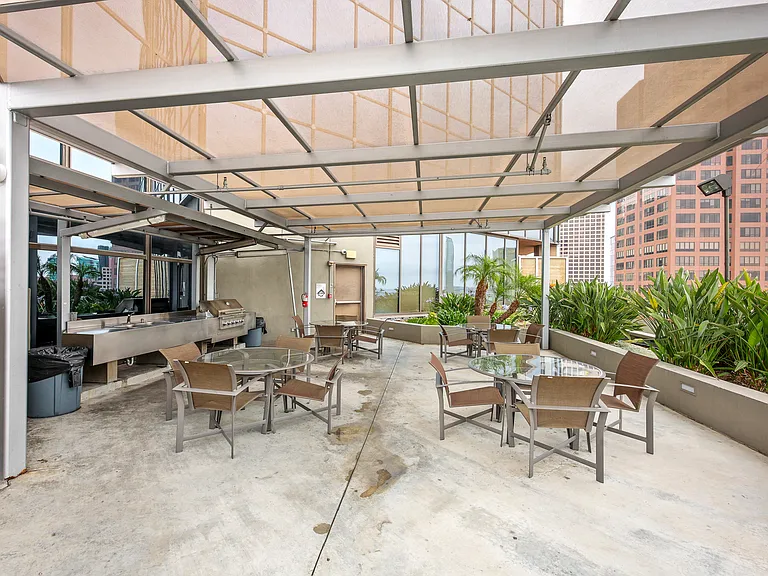 1100 Wilshire Blvd #2607 — Photo 27